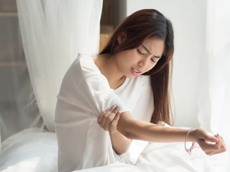 How Health & Healing Family Chiropractic treats elbow pain in Andover